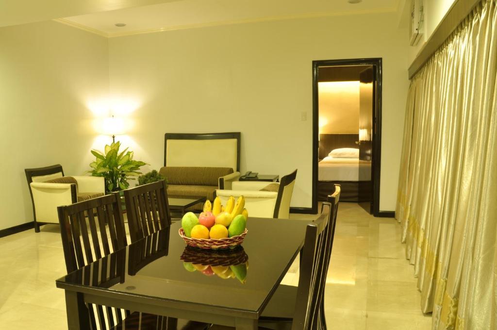 โรงแรมริชวิลล์ Mandaluyong ภายนอก รูปภาพ