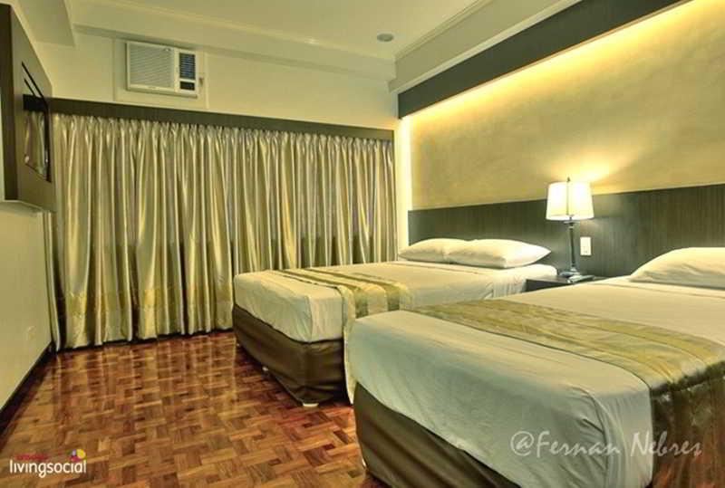 โรงแรมริชวิลล์ Mandaluyong ภายนอก รูปภาพ